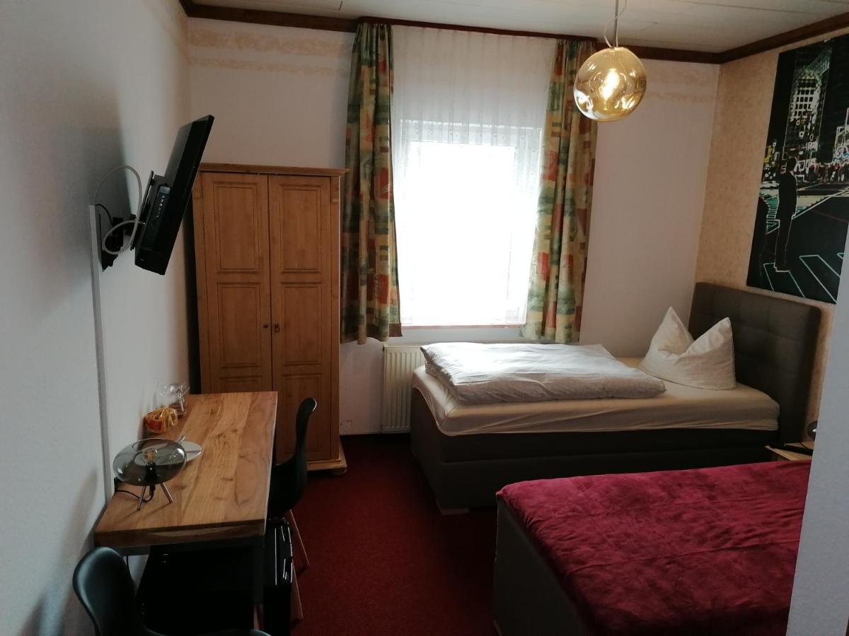 Hotel Und Restaurant Hohenzollern 에르푸르트 외부 사진